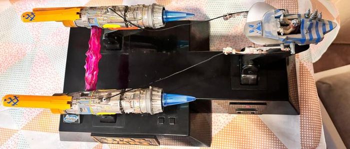 STARWARS Anakin Skywalker Spaceship Alarm Clock (1999)