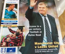 Old 2000 Manchester City Program v Leeds Utd