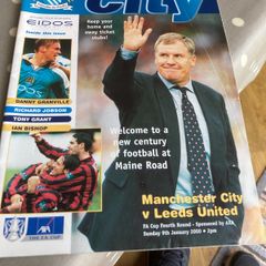 Old 2000 Manchester City Program v Leeds Utd