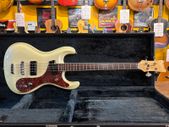 Mosrite Custom '65 Bass 1990's