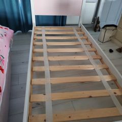 girls bed