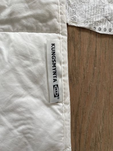 Single mattress protector x 2