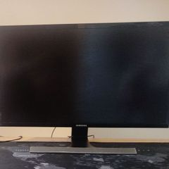 28-inch Samsung Ultra HD 4K monitor