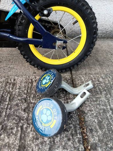 paw patrol 12 inch bike