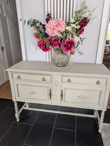 Sideboard