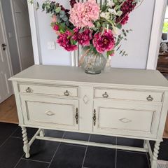 Sideboard