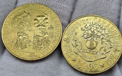 Italy 1993 Aeronautica Militare 200 Lira / 1994 Arma dei Carabineri 200 Lira 1991 200 Lira Coin Lot