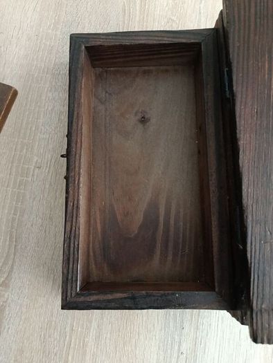 Vintage Style Wooden Map Chest Storage Trunk  Great Condition