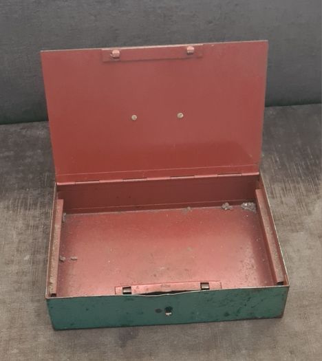 Cash Box