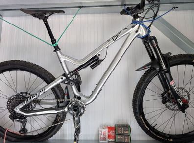 Commencal Meta AM V4.2 RACE