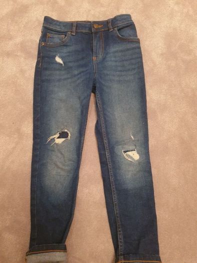 Boy river island jeans 7-8 like new