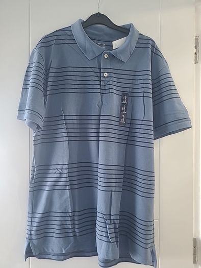 New GAP polo Size XL