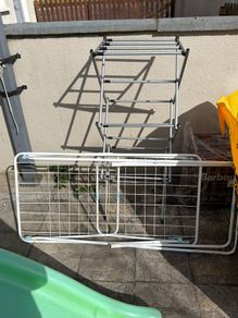 clothes rack