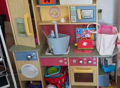 Toy Kitchen