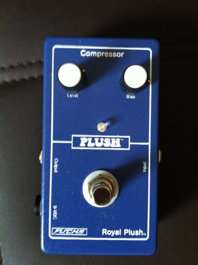 Fuchs "Royal Plush" Compressor Pedal