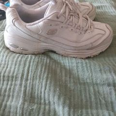 sketchers memory foam