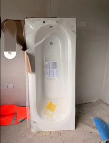 Brand New 1700mm Bath