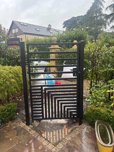 Side Gates