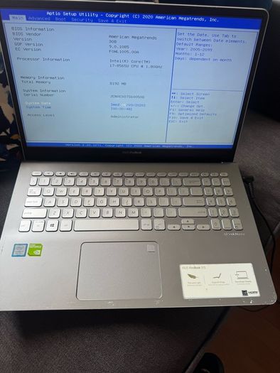 ASUs i7 8gen laptop