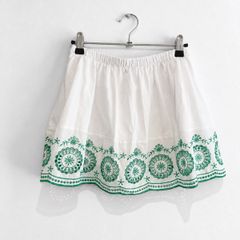 Pre Owned Primark White & Green Embroidered Skort