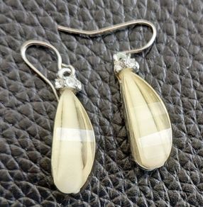 Earrings  - pale green hue / cream