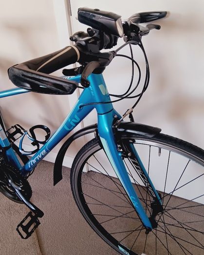 ladies giant liv fitness bike like new