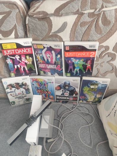 Wii + Just Dance Games