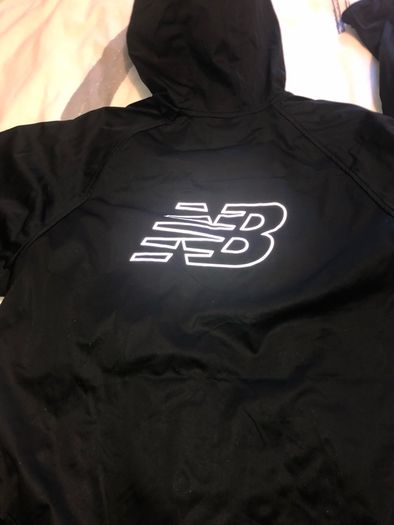 New Balance hoodie running jacket size L brand new