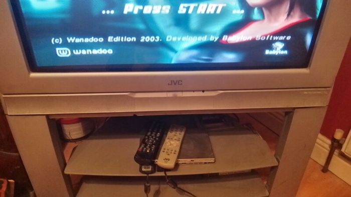 JVC 32 Inch CRT TV Wide screen Flat screen