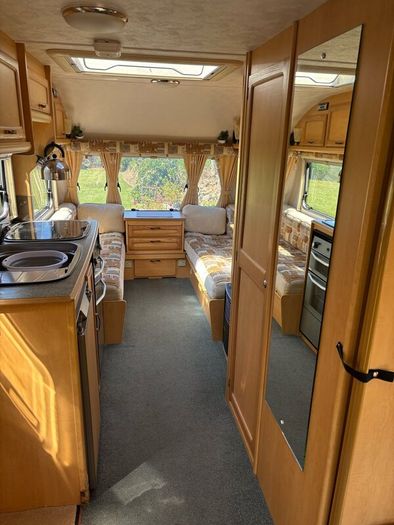 Corona Compass 505 Caravan