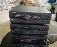 Pioneer, cd and tuner