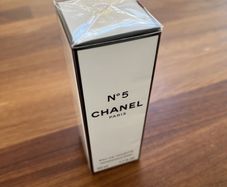 Chanel No 5