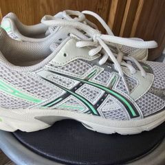 ASICS women trainers