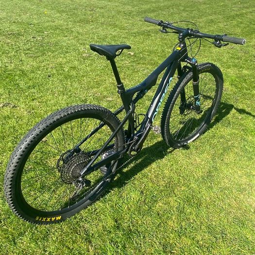 Orbea Oiz H20 - Medium