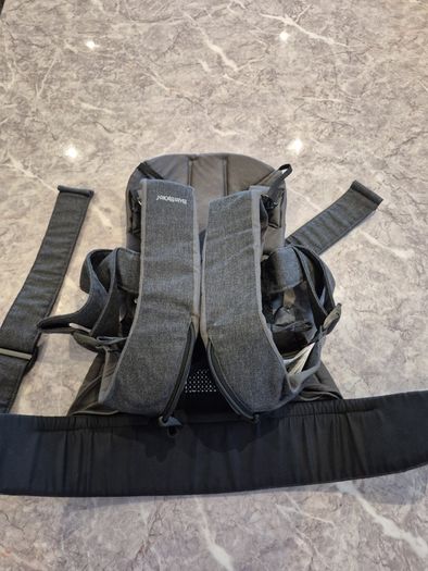 BabyBjorn Carrier One