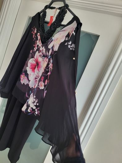 WALLIS Black floral cape layered dress Sz 12