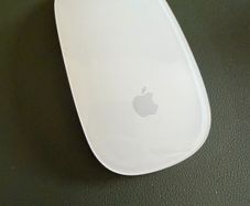 Apple Mac mouse ( No box)