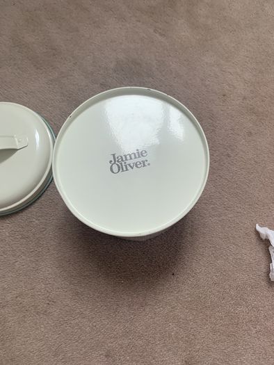 Garlic container  by Jamie Oliver