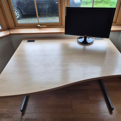Office Desk & Monitor