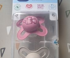 MAM baby soothers x3