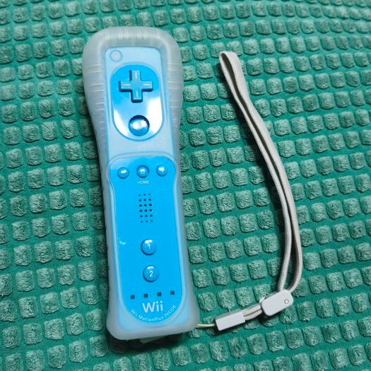 Official Nintendo Wii Motion Plus Controller.