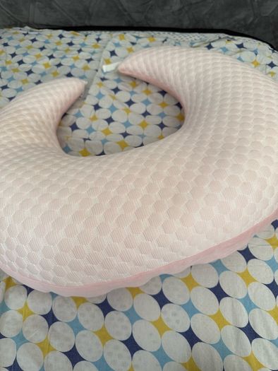 feeding pillow