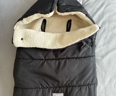 Car seat footmuff