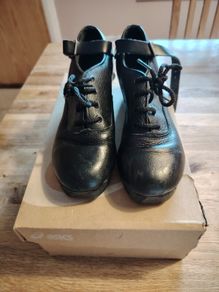 Irish dance, hard shoes, size 3.