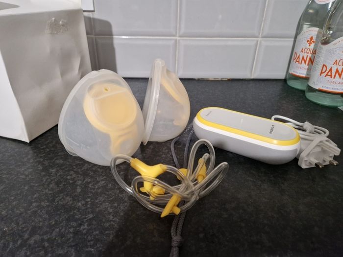 Medela Freestyle Hands-Free Double Electric Breast Pump