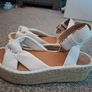 White knot flatform sandals Image 5