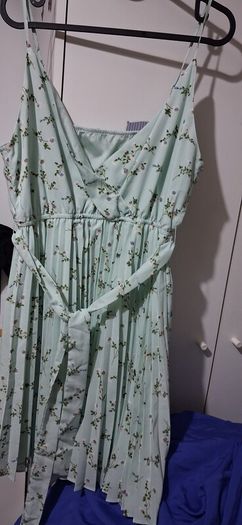 Loads dresses 5 eaxh