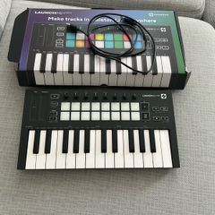 Novation Launchkey Mini 25