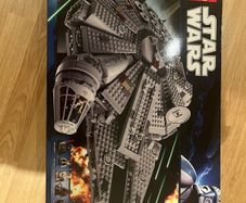 New Lego Star Wars 7965 Millennium Falcon