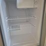 Logik Mini Fridge & Comparment Freezer Image 3